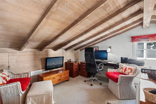 323 E Bay Front, Newport Beach, CA 92662