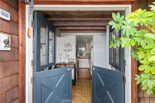 323 E Bay Front, Newport Beach, CA 92662