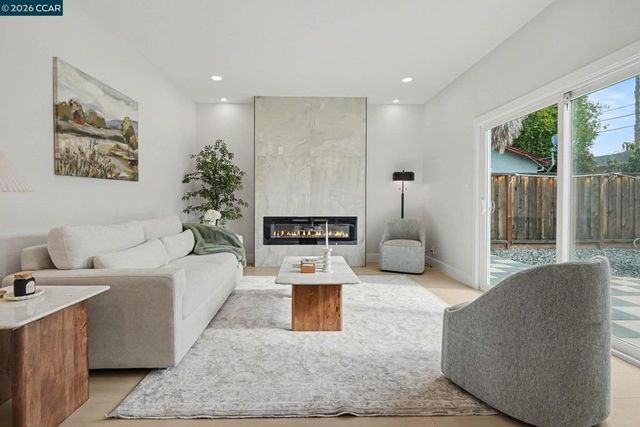 1522 1522 Thornwood Dr, Concord, CA 94521