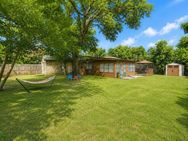 2107 Saratoga DR, Austin, TX 78733