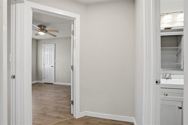 2413 SW 41st St, Lawton, OK 73505