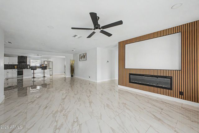 1516 W 7TH Drive, Mesa, AZ 85202