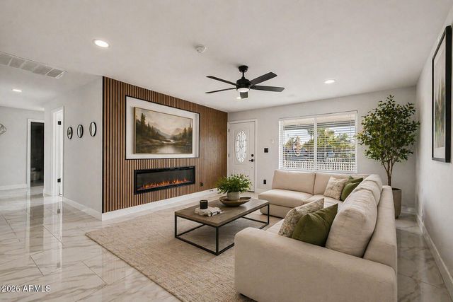 1516 W 7TH Drive, Mesa, AZ 85202