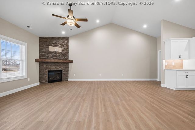 228 Brick House Drive, Fraziers Bottom, WV 25082