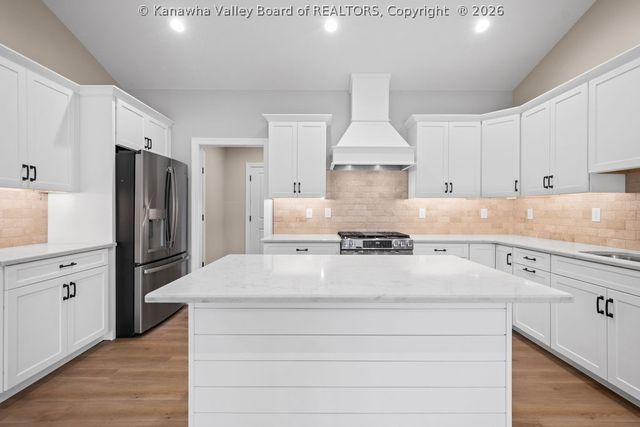 228 Brick House Drive, Fraziers Bottom, WV 25082