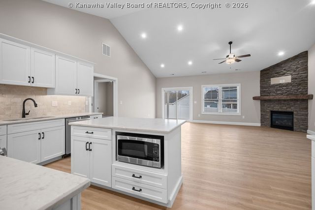 228 Brick House Drive, Fraziers Bottom, WV 25082