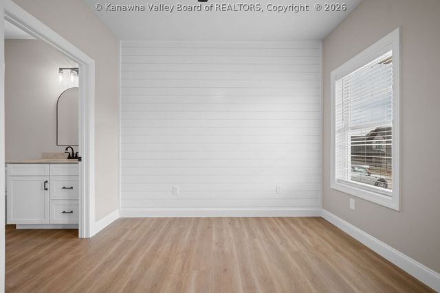 228 Brick House Drive, Fraziers Bottom, WV 25082