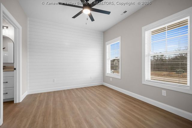 228 Brick House Drive, Fraziers Bottom, WV 25082