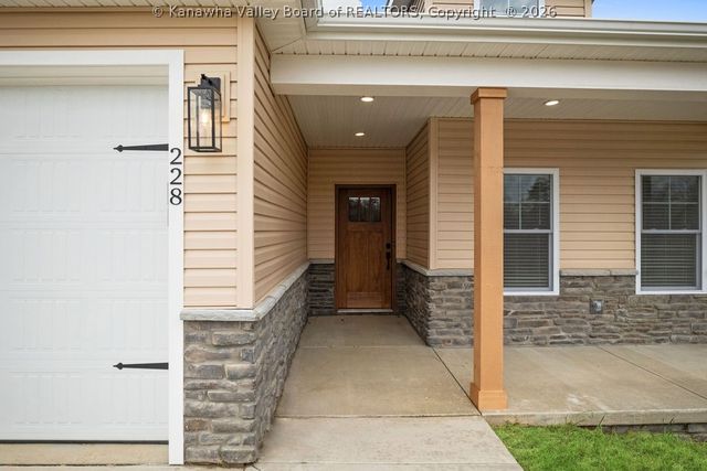 228 Brick House Drive, Fraziers Bottom, WV 25082