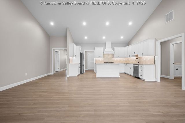 228 Brick House Drive, Fraziers Bottom, WV 25082