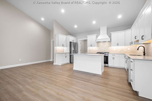 228 Brick House Drive, Fraziers Bottom, WV 25082