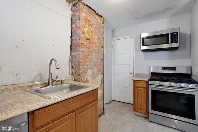 41 N DUNDALK AVE, Dundalk, MD 21222