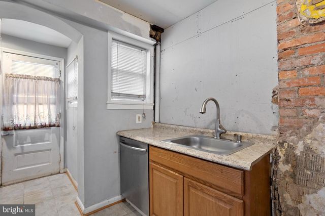 41 N DUNDALK AVE, Dundalk, MD 21222