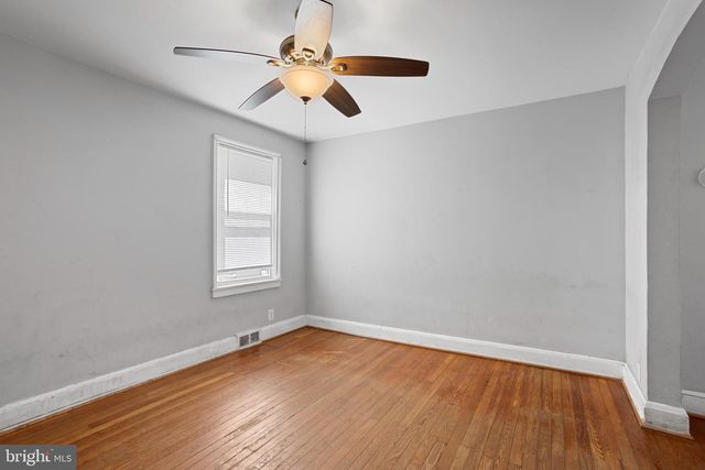 41 N DUNDALK AVE, Dundalk, MD 21222
