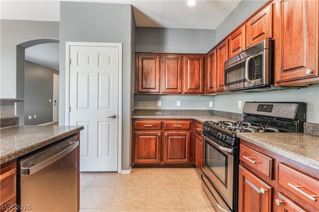 6329 Snap Ridge Street 3, North Las Vegas, NV 89081