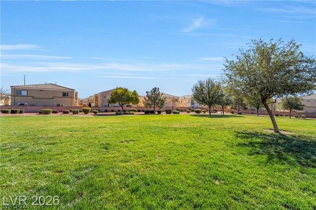 6329 Snap Ridge Street 3, North Las Vegas, NV 89081