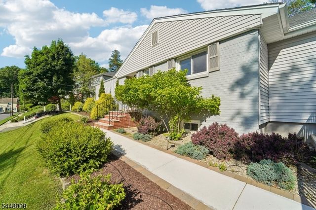 47 Collamore Ter, West Orange Twp., NJ 07052
