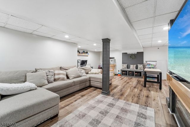47 Collamore Ter, West Orange Twp., NJ 07052