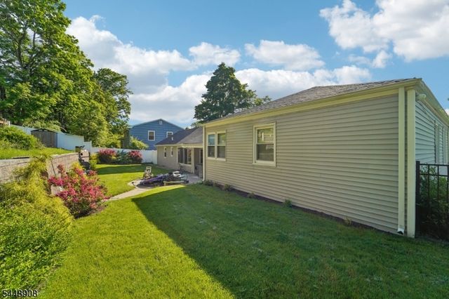 47 Collamore Ter, West Orange Twp., NJ 07052