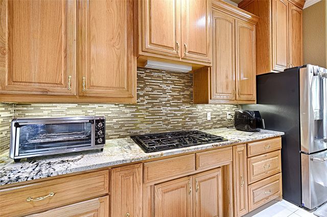 2360 Mystic Shore Drive, Cedar Hill, TX 75104