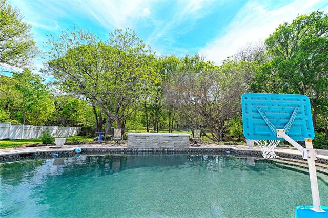 2360 Mystic Shore Drive, Cedar Hill, TX 75104