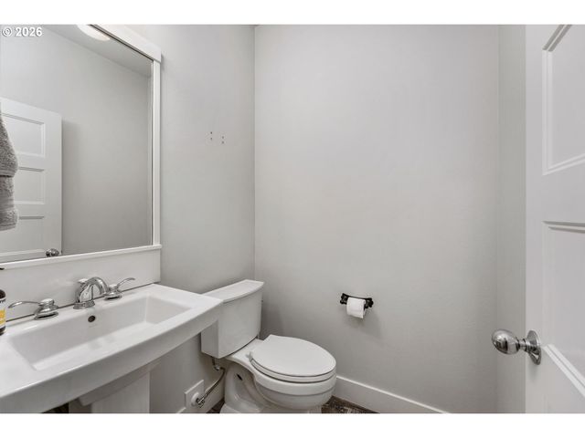 5471 Ne 37TH Ave, Portland, OR 97211