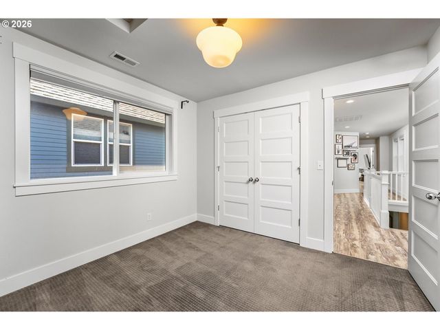 5471 Ne 37TH Ave, Portland, OR 97211