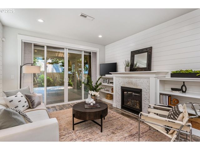 5471 Ne 37TH Ave, Portland, OR 97211