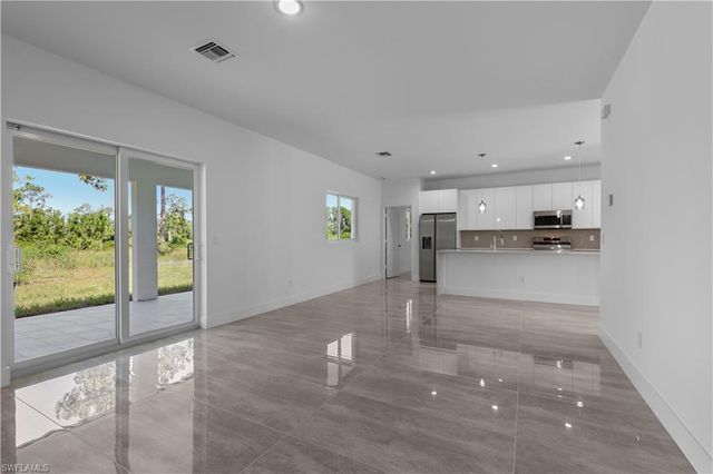 828 Genoa AVE S, Lehigh Acres, FL 33974