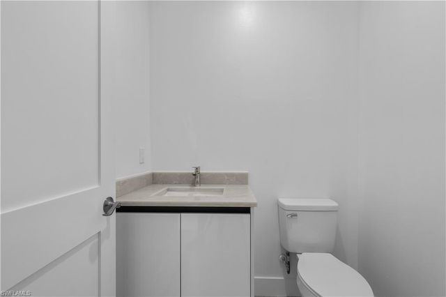 828 Genoa AVE S, Lehigh Acres, FL 33974