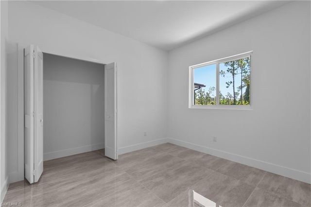828 Genoa AVE S, Lehigh Acres, FL 33974