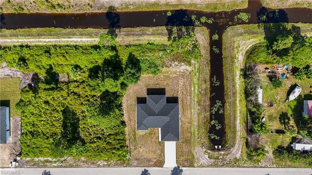 828 Genoa AVE S, Lehigh Acres, FL 33974