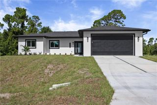 828 Genoa AVE S, Lehigh Acres, FL 33974