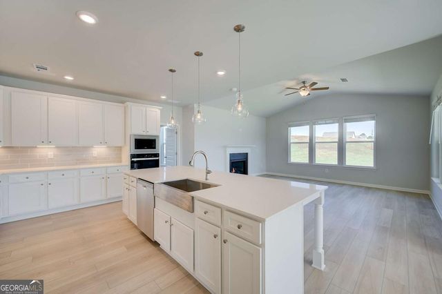 616 Sidney Court, Stockbridge, GA 30281