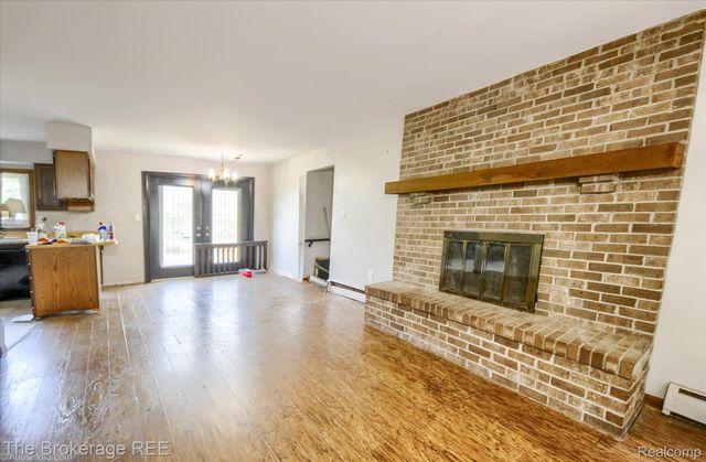 688 UPHILL Road, Milford Twp, MI 48381