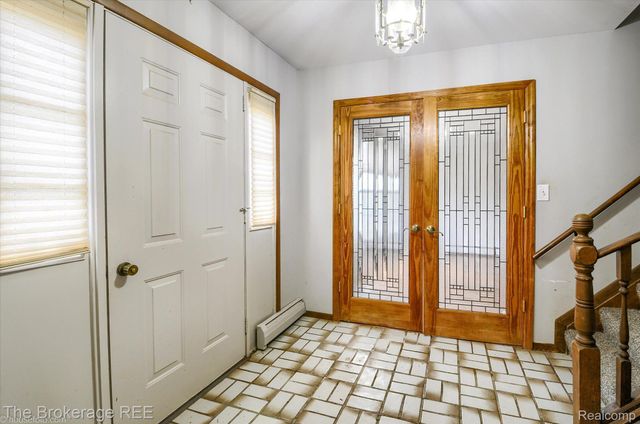 688 UPHILL Road, Milford Twp, MI 48381