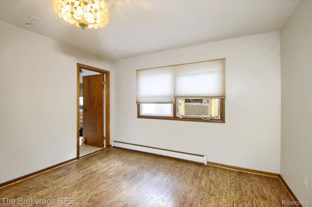 688 UPHILL Road, Milford Twp, MI 48381