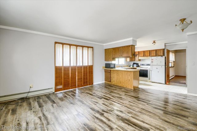 688 UPHILL Road, Milford Twp, MI 48381