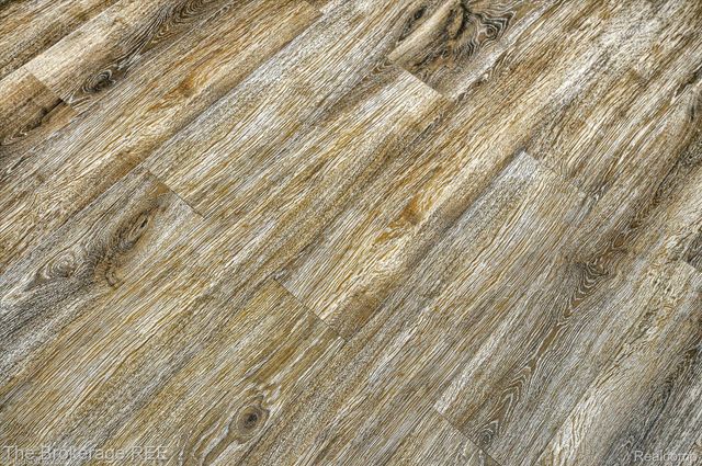 688 UPHILL Road, Milford Twp, MI 48381