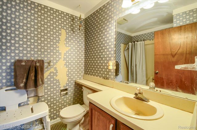 688 UPHILL Road, Milford Twp, MI 48381