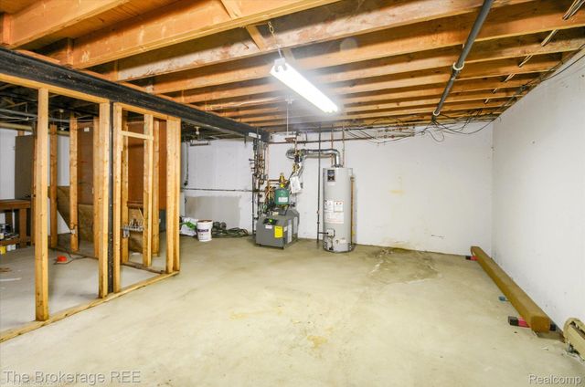 688 UPHILL Road, Milford Twp, MI 48381