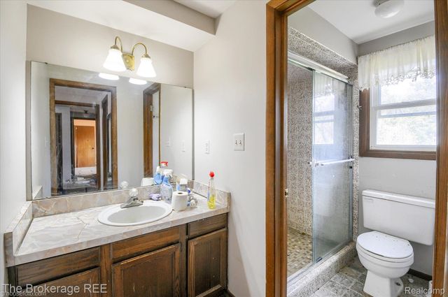 688 UPHILL Road, Milford Twp, MI 48381