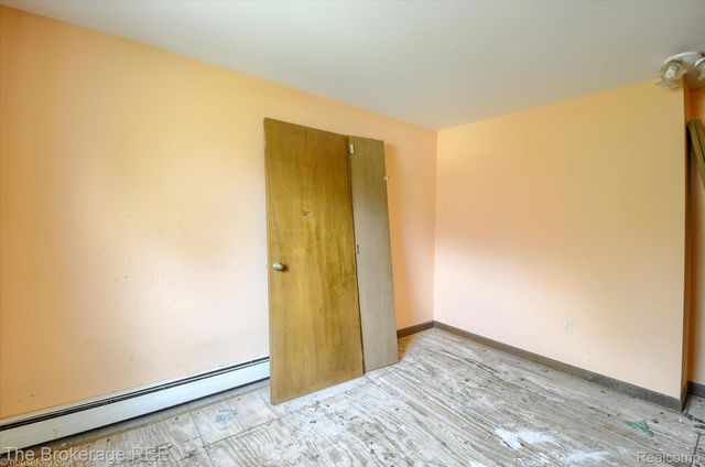 688 UPHILL Road, Milford Twp, MI 48381