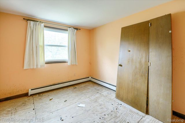 688 UPHILL Road, Milford Twp, MI 48381