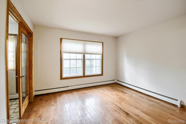 688 UPHILL Road, Milford Twp, MI 48381