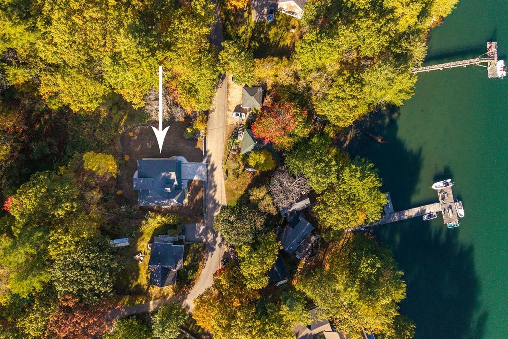 1 Sagamore Grove, Portsmouth, NH 03801