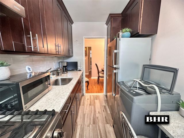 1805 E 53rd Street 3D, Brooklyn, NY 11234