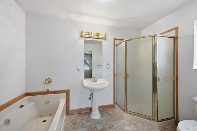 3003 Riviera Heights, Kelseyville, CA 95451