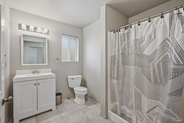 3003 Riviera Heights, Kelseyville, CA 95451