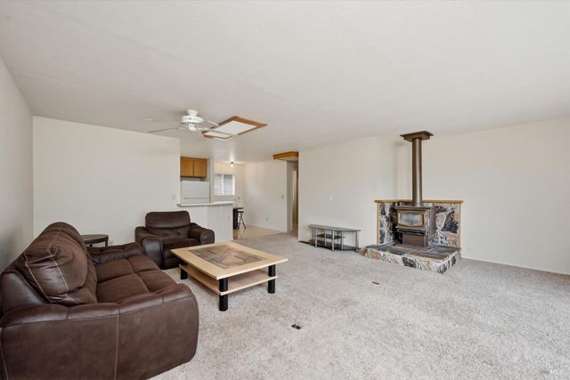 3003 Riviera Heights, Kelseyville, CA 95451